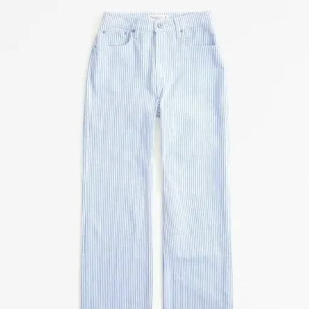 Abercrombie & Fitch | Striped Curve Love High Rise Relaxed Jeans - Size 28 / 6